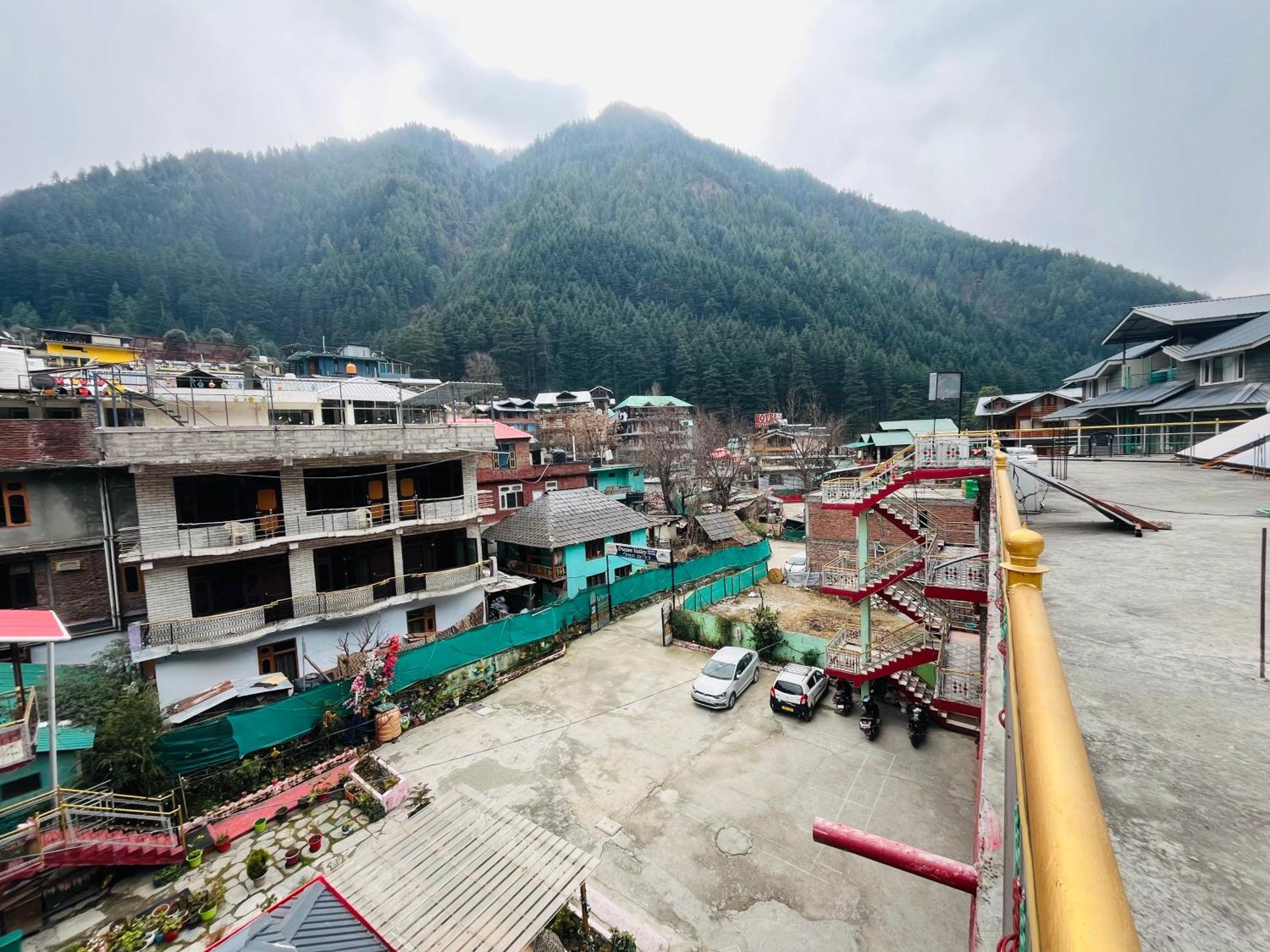 Hotel Dream Valley Kasol #Near Mall Road #River View #Parking #Gaming Zone #Open Terrace #Restaurant Екстер'єр фото