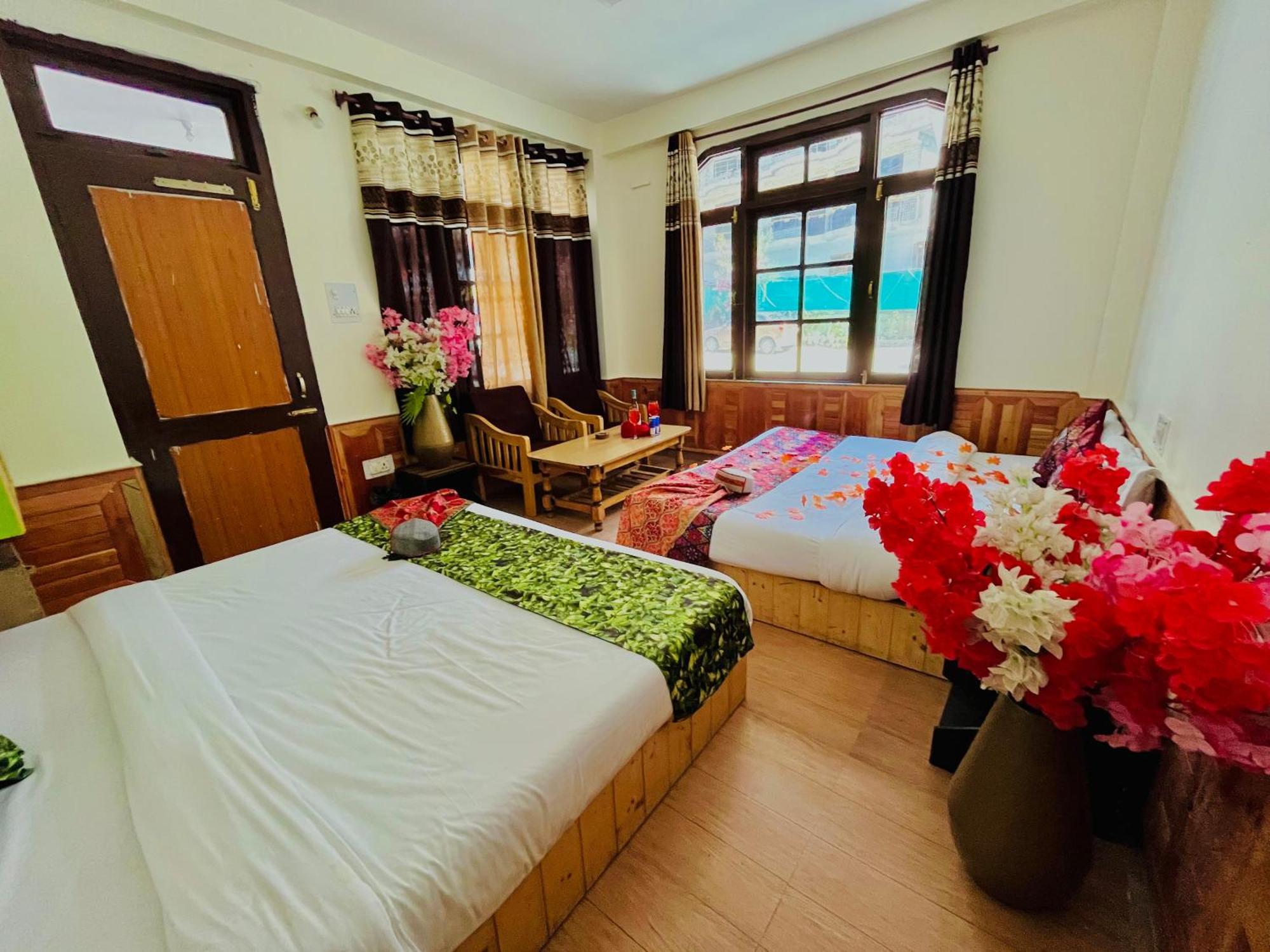 Hotel Dream Valley Kasol #Near Mall Road #River View #Parking #Gaming Zone #Open Terrace #Restaurant Екстер'єр фото