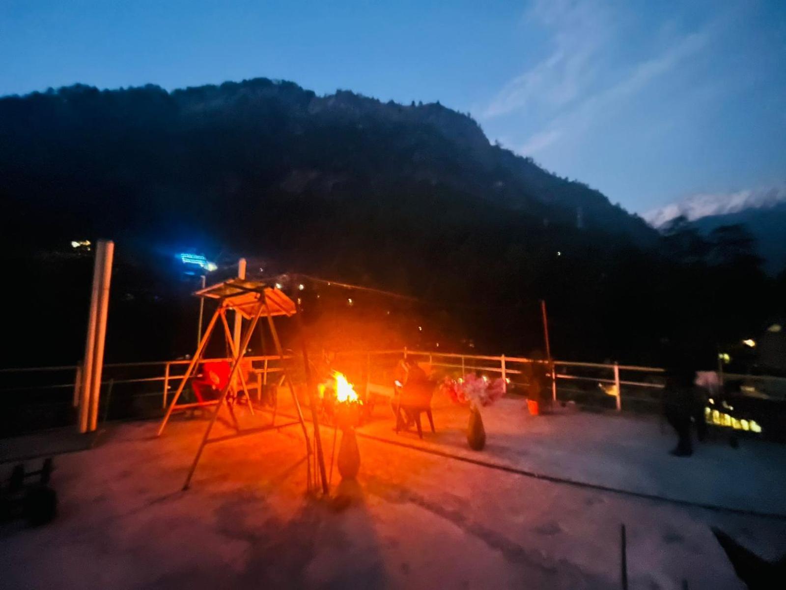 Hotel Dream Valley Kasol #Near Mall Road #River View #Parking #Gaming Zone #Open Terrace #Restaurant Екстер'єр фото