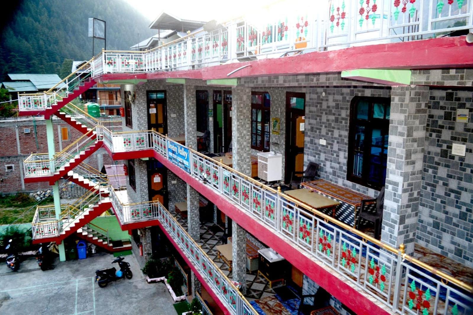 Hotel Dream Valley Kasol #Near Mall Road #River View #Parking #Gaming Zone #Open Terrace #Restaurant Екстер'єр фото